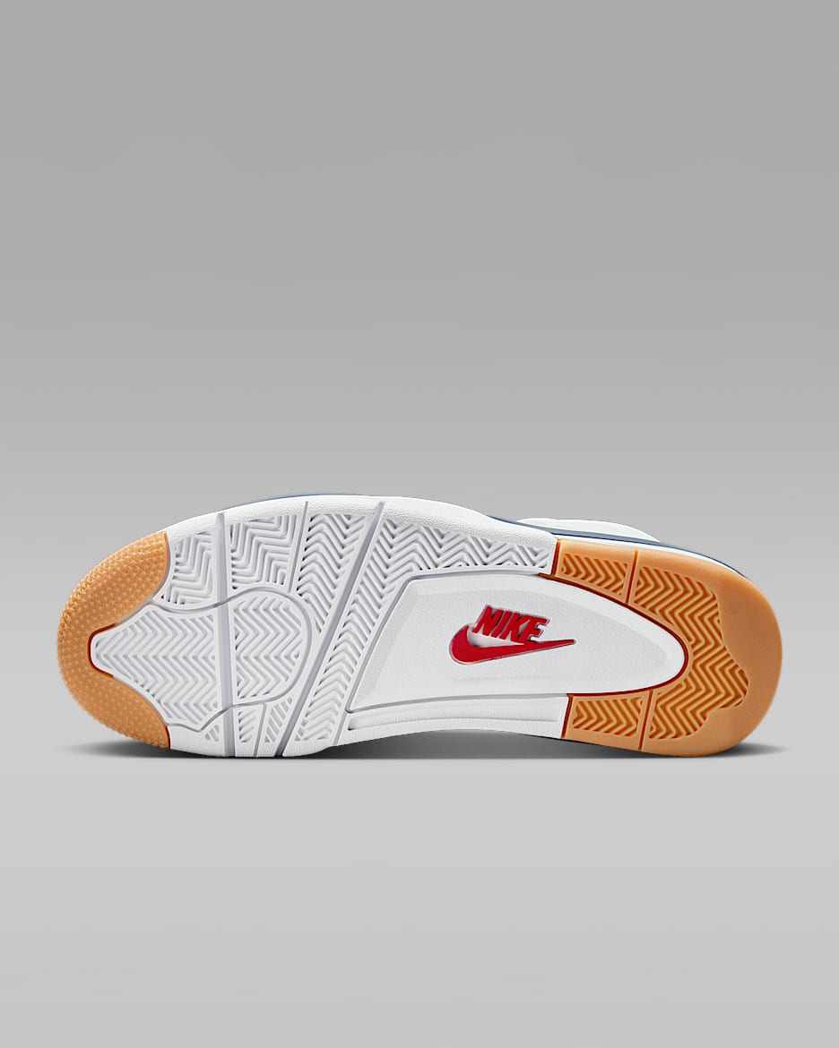 Nike SB x Air Jordan 4
